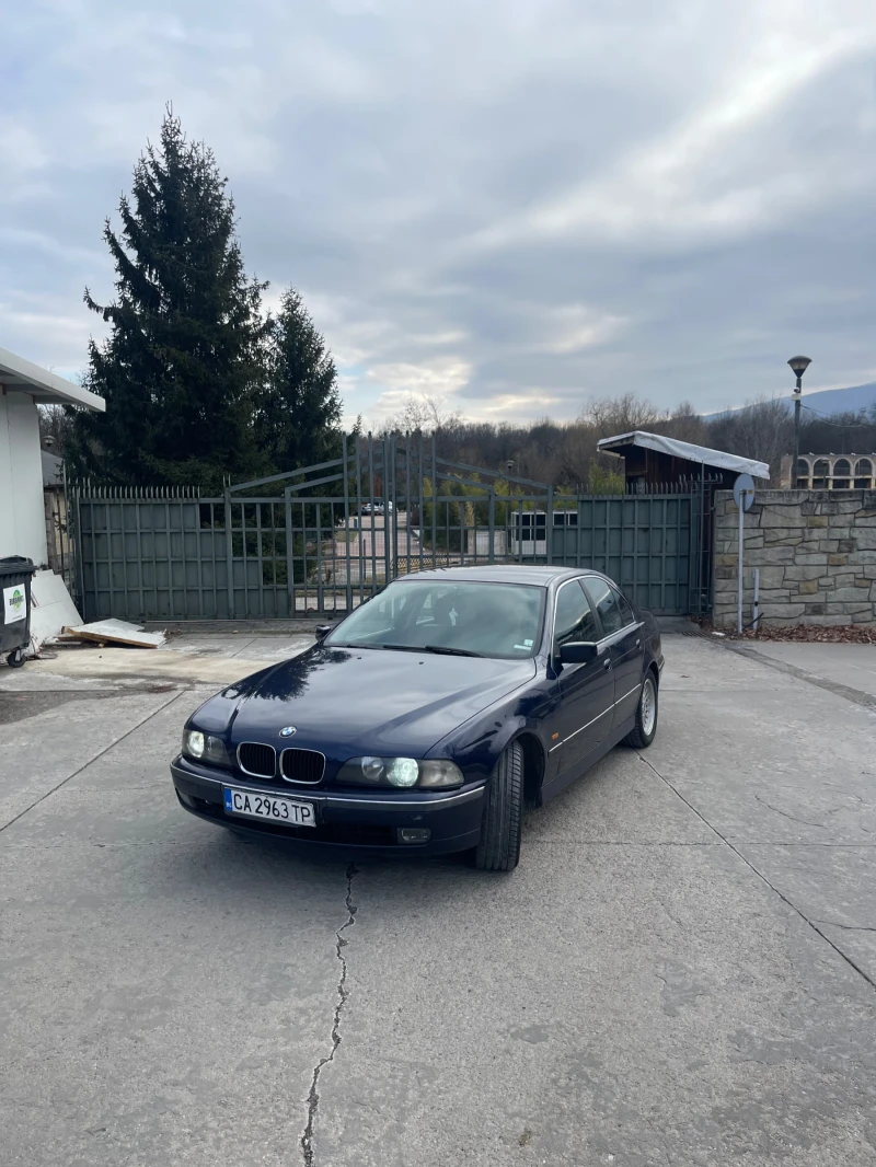 BMW 523, снимка 2 - Автомобили и джипове - 53141236