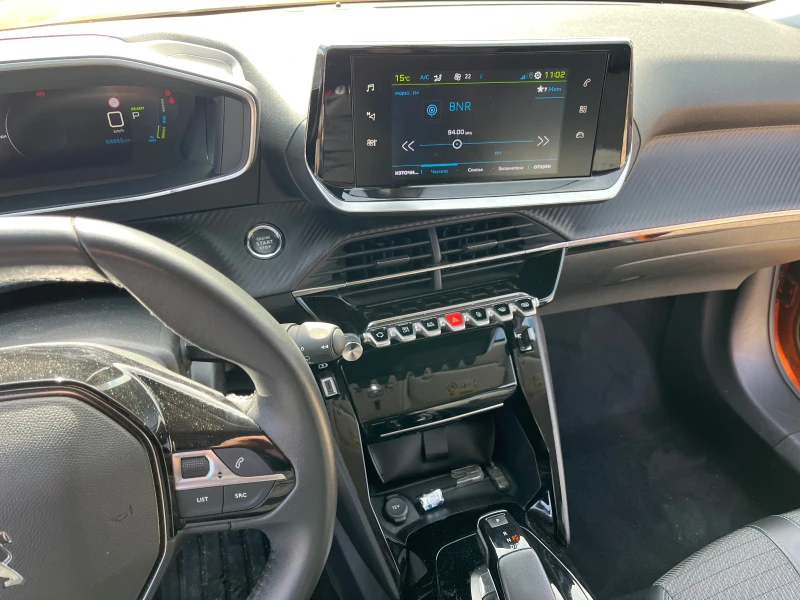 Peugeot 2008 e-2008, снимка 11 - Автомобили и джипове - 53448254