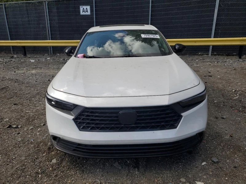 Honda Accord 2l Hybrid Sport-L, снимка 5 - Автомобили и джипове - 53540899