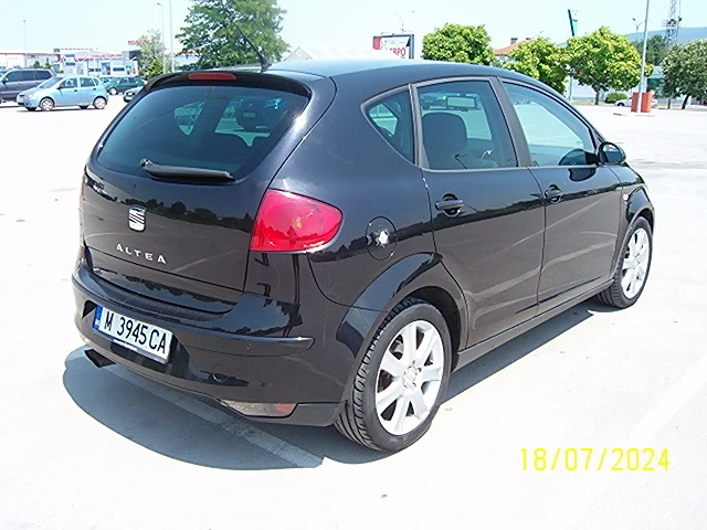 Seat Altea 1.8, снимка 8 - Автомобили и джипове - 47243600