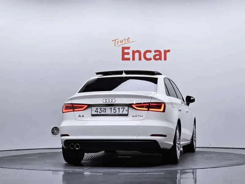 Audi A3 2.0 TDI, снимка 4 - Автомобили и джипове - 55006380