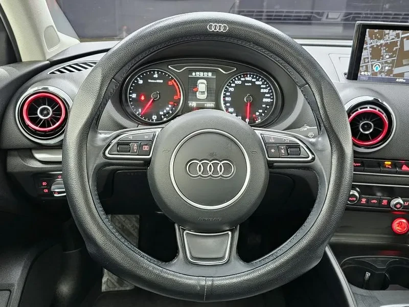 Audi A3 2.0 TDI, снимка 13 - Автомобили и джипове - 55006380
