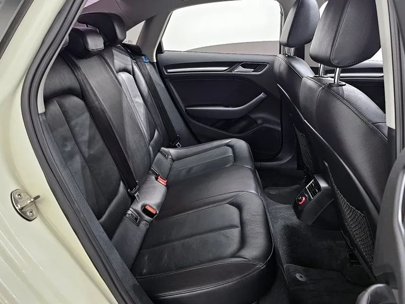 Audi A3 2.0 TDI, снимка 12 - Автомобили и джипове - 55006380