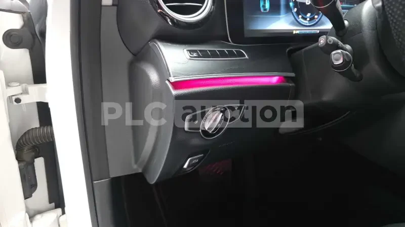 Mercedes-Benz E 300, снимка 14 - Автомобили и джипове - 55010688