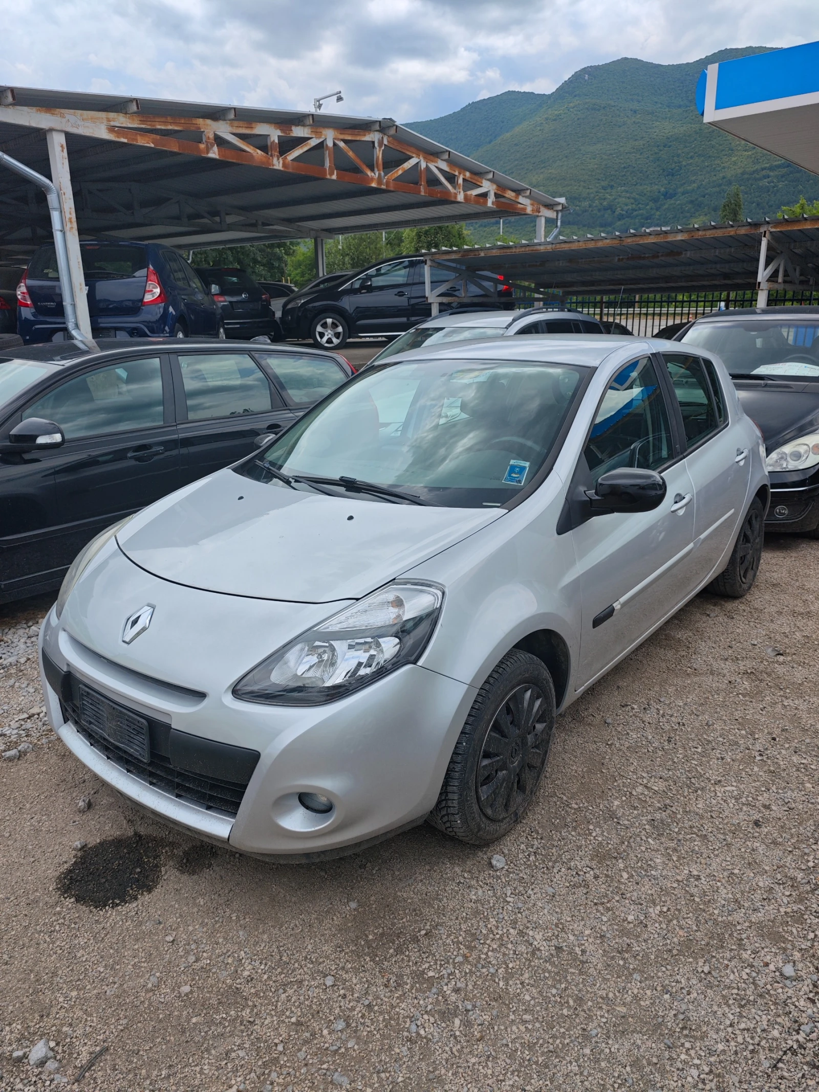 Renault Clio 1.2I ГАЗ, снимка 1