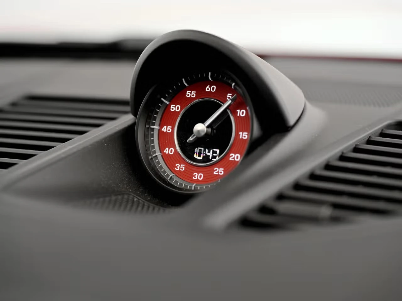 Porsche 911 Turbo S Cabriolet - изображение 10