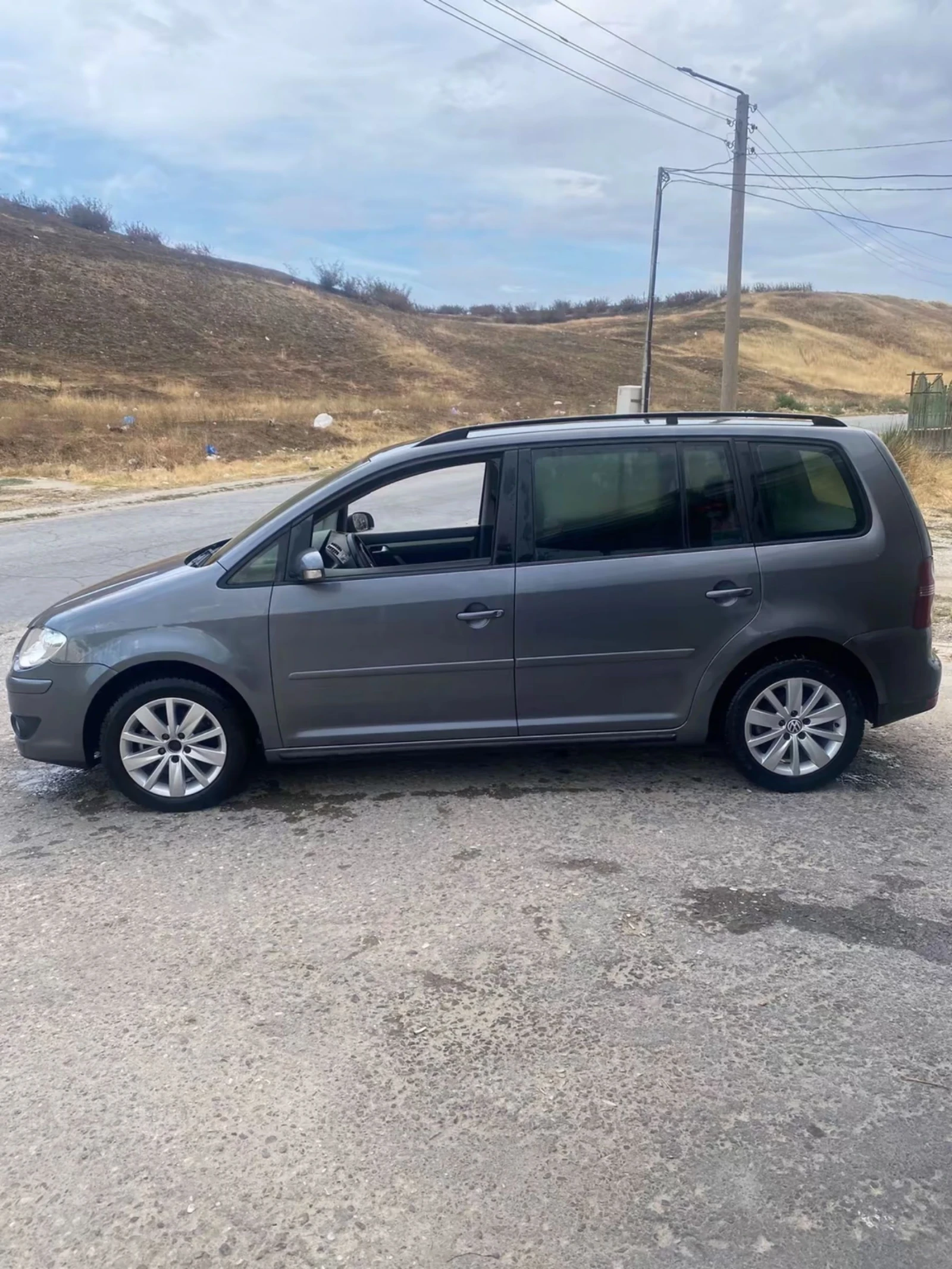 VW Touran  - изображение 5
