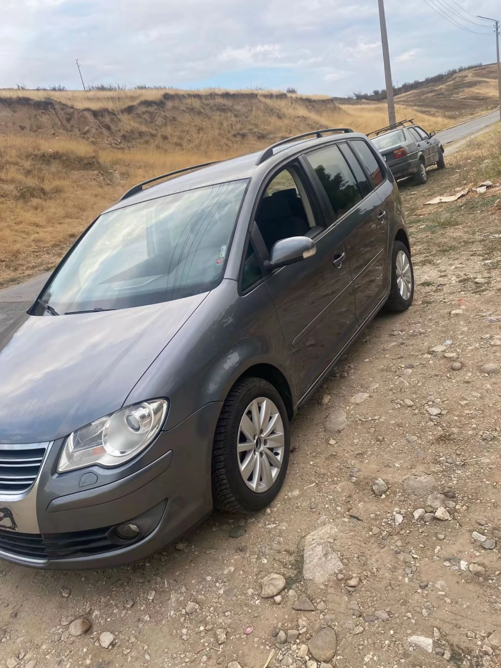 VW Touran  - изображение 2