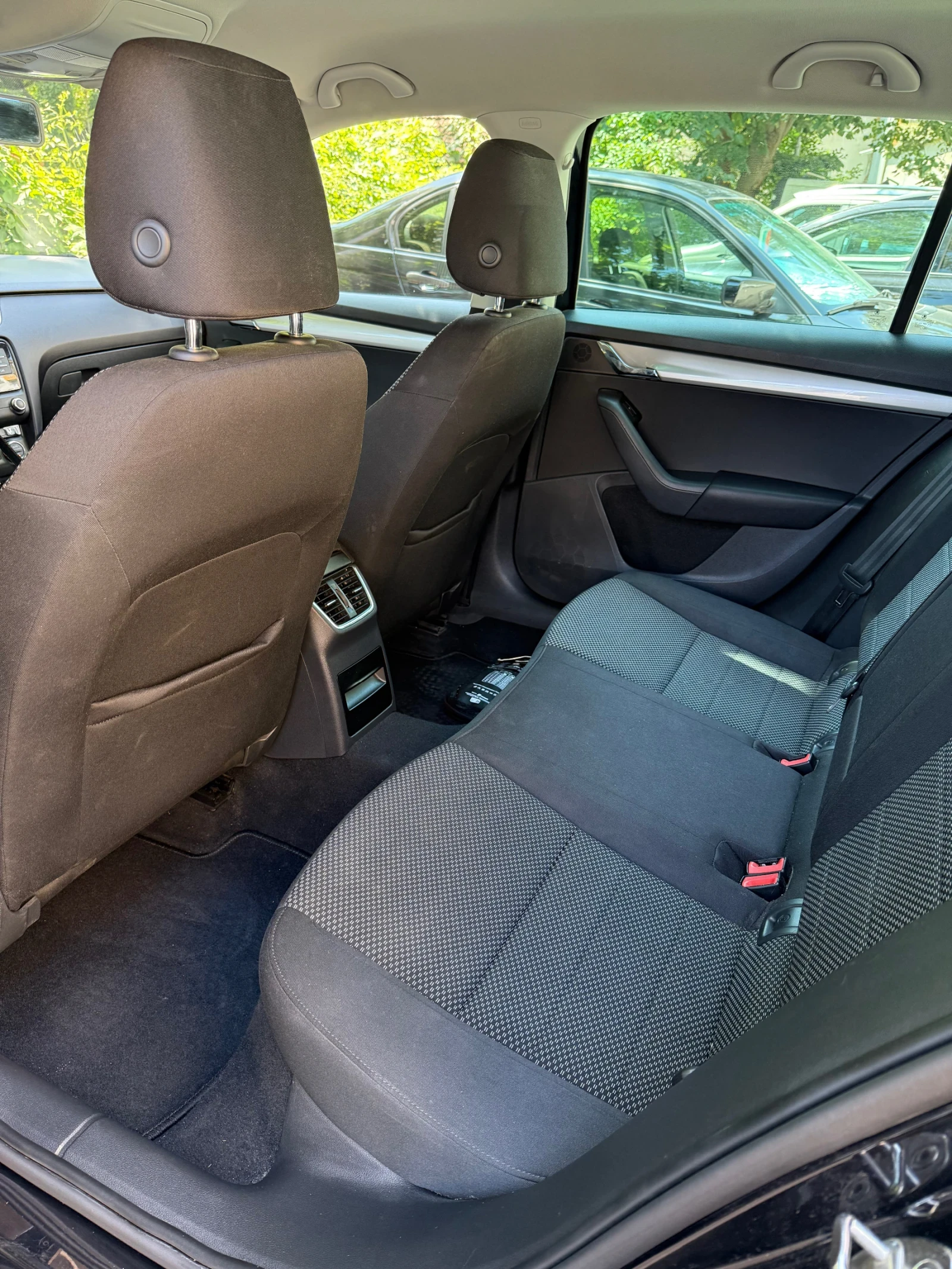 Skoda Octavia 1.6  - изображение 8