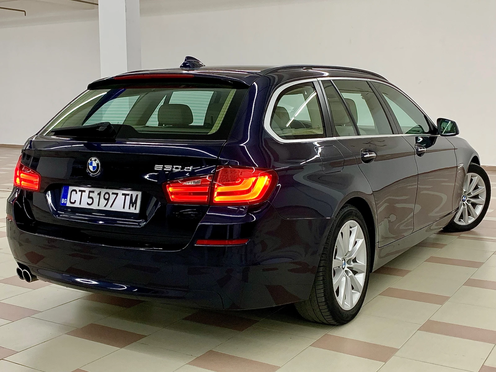 BMW 530 d Xdrive #PANO#CAMERA#DISTRONIC#MEMORY# - изображение 2