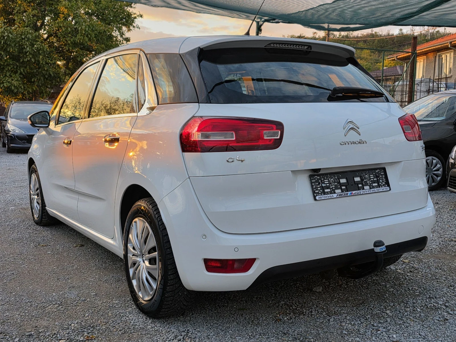 Citroen C4 Picasso 1.6 HDI 116 К.С. / ДИГИТАЛ / КАМЕРА / КЕЙЛЕС - изображение 3