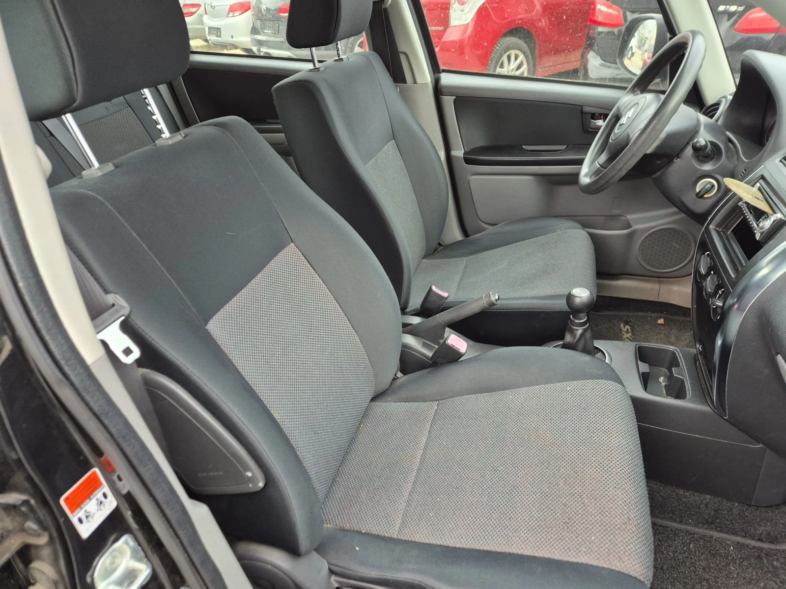 Suzuki SX4 1.6, снимка 10 - Автомобили и джипове - 52996438