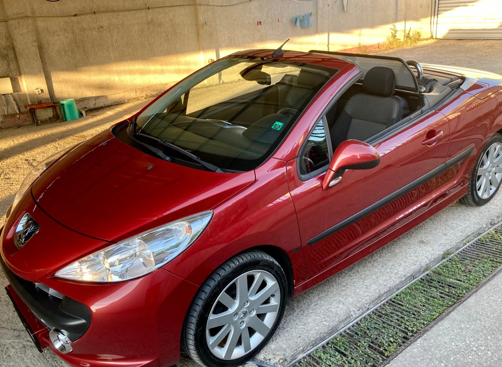 Peugeot 207 CC. TURBO. Новия двигател 156кс - изображение 7