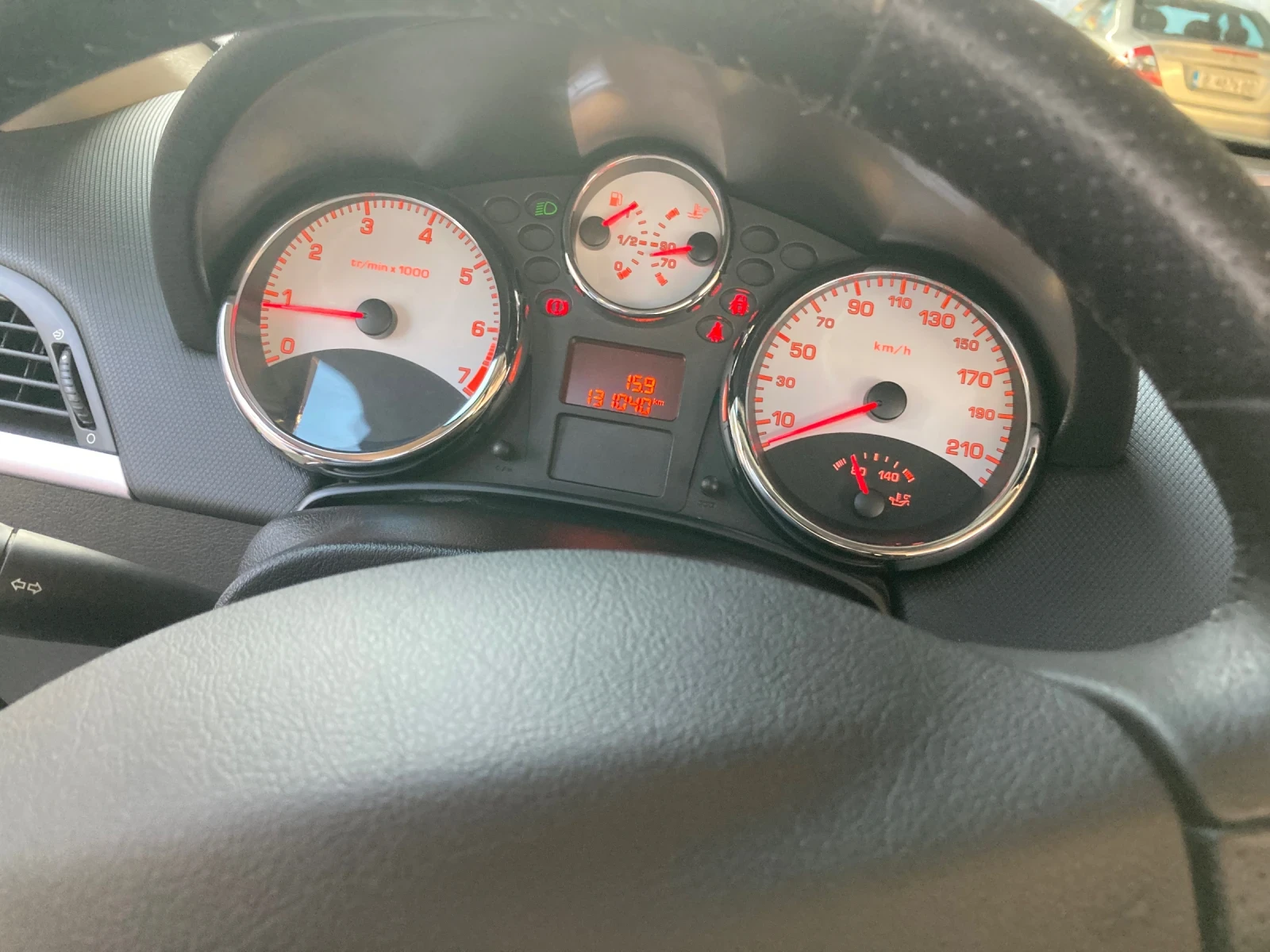 Peugeot 207 CC. TURBO. Новия двигател 156кс - изображение 6