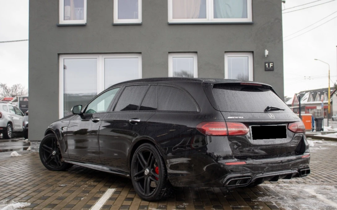 Mercedes-Benz E 63 AMG S 4Matic+  - изображение 5