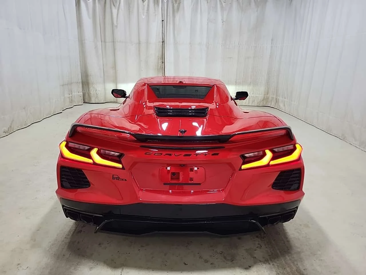 Chevrolet Corvette 3LT /CARFAX/ 4 684 КМ/ 2 Ключа/Подгрев/Обдух/Напа - изображение 6