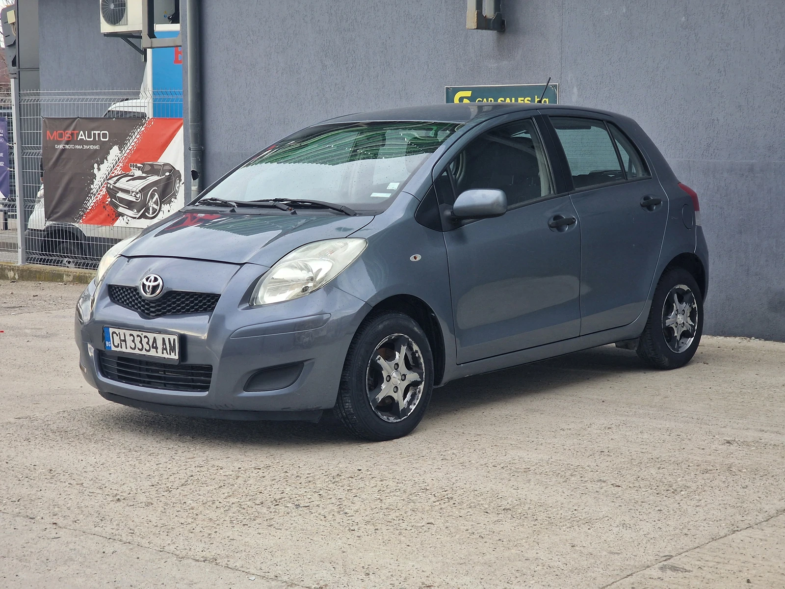 Toyota Yaris 1.0 Закупен от България - изображение 4