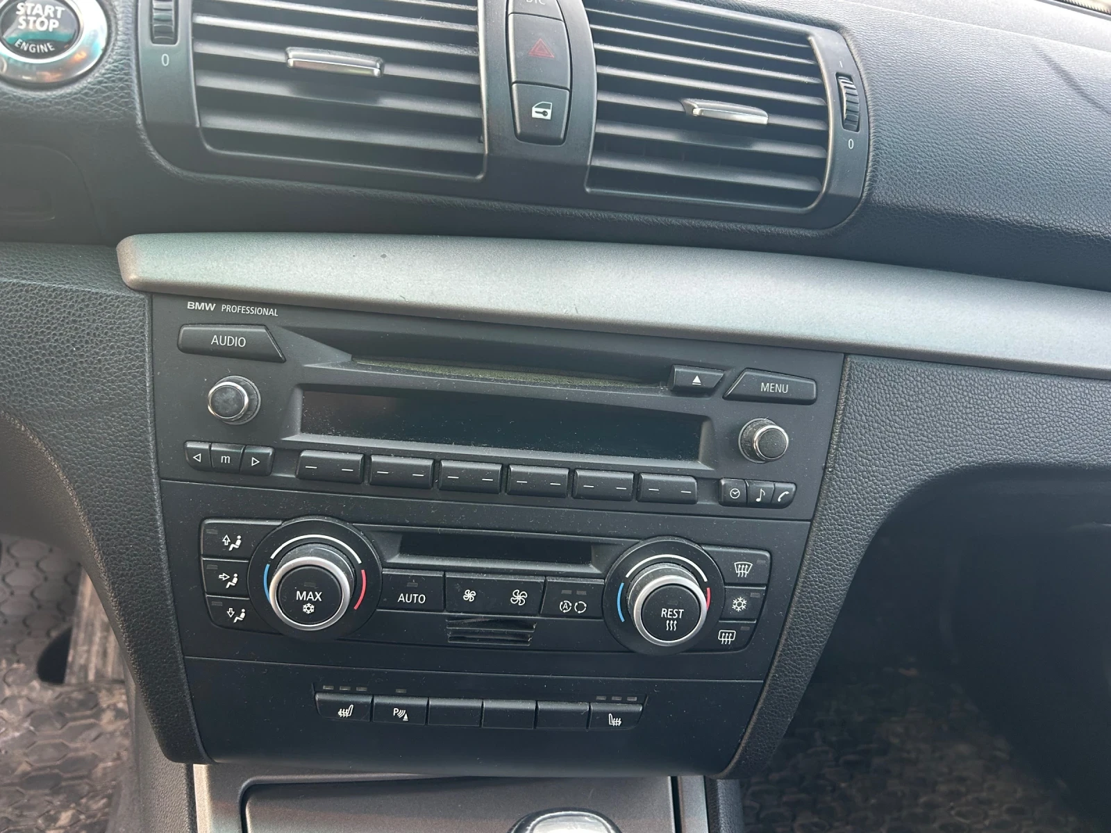 BMW 116 Facelift 116i Automatic , снимка 5 - Автомобили и джипове - 53752238