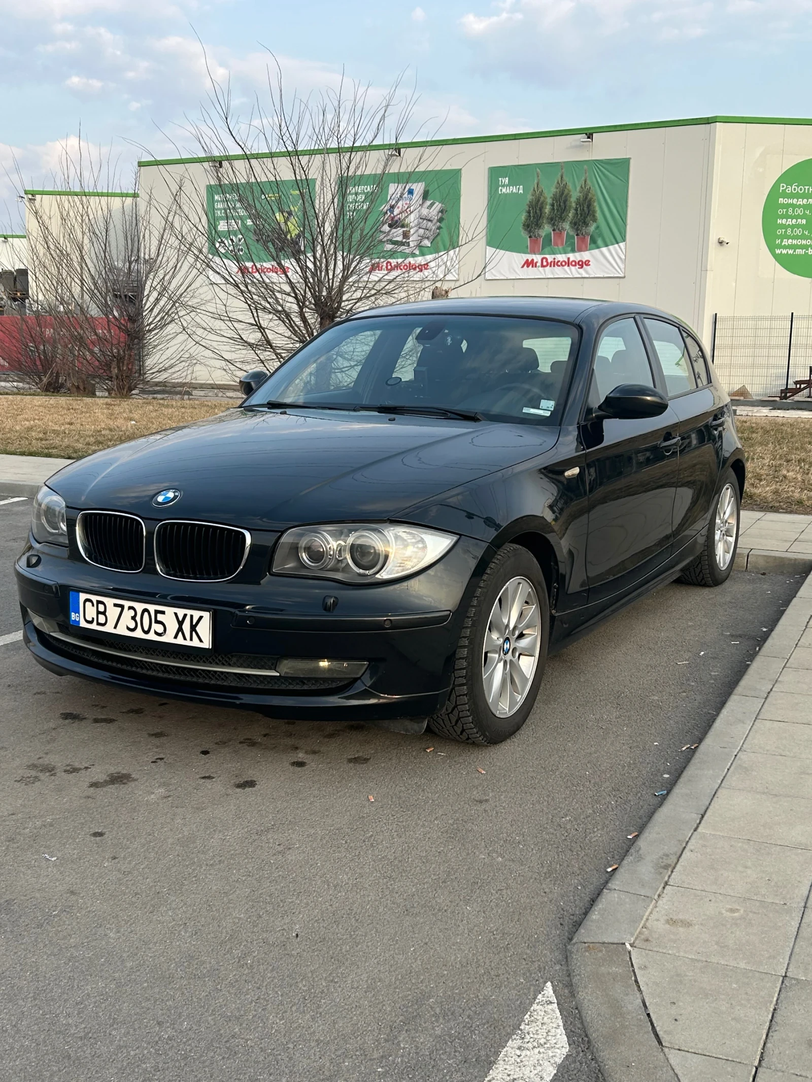 BMW 116 Facelift 116i Automatic , снимка 2 - Автомобили и джипове - 53752238