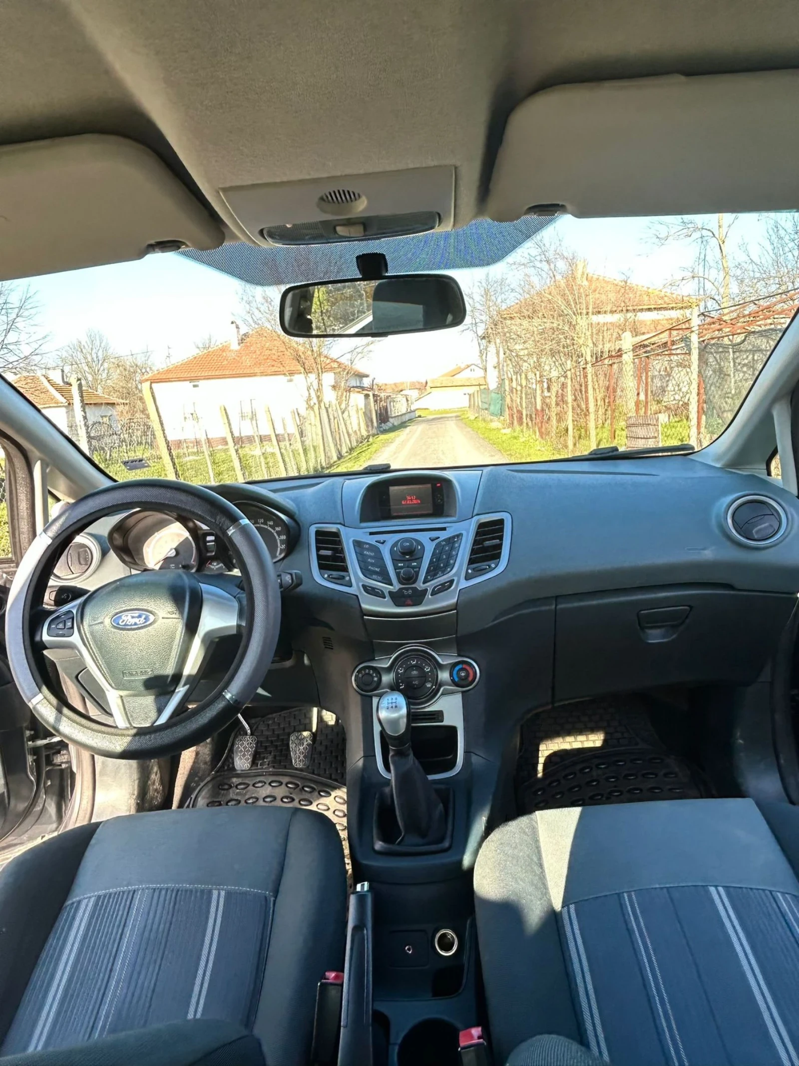 Ford Fiesta, снимка 5 - Автомобили и джипове - 53758579