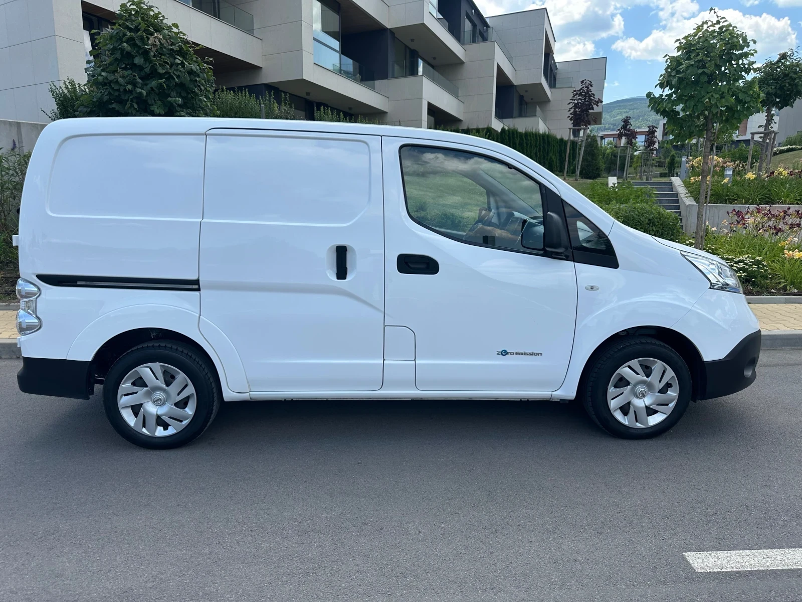 Nissan e-NV200, снимка 5 - Автомобили и джипове - 53808688