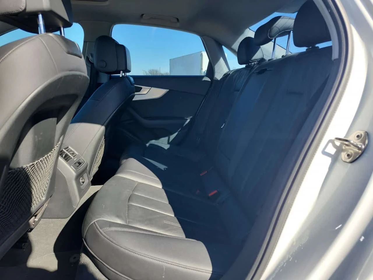 Audi A4 * PROGRESSIV * CARFAX * 2 ����� * �������� *  | Mobile.bg � ����������� 13