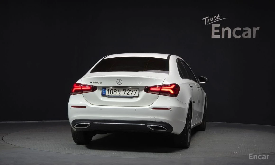 Mercedes-Benz A 200, снимка 4 - Автомобили и джипове - 54039358