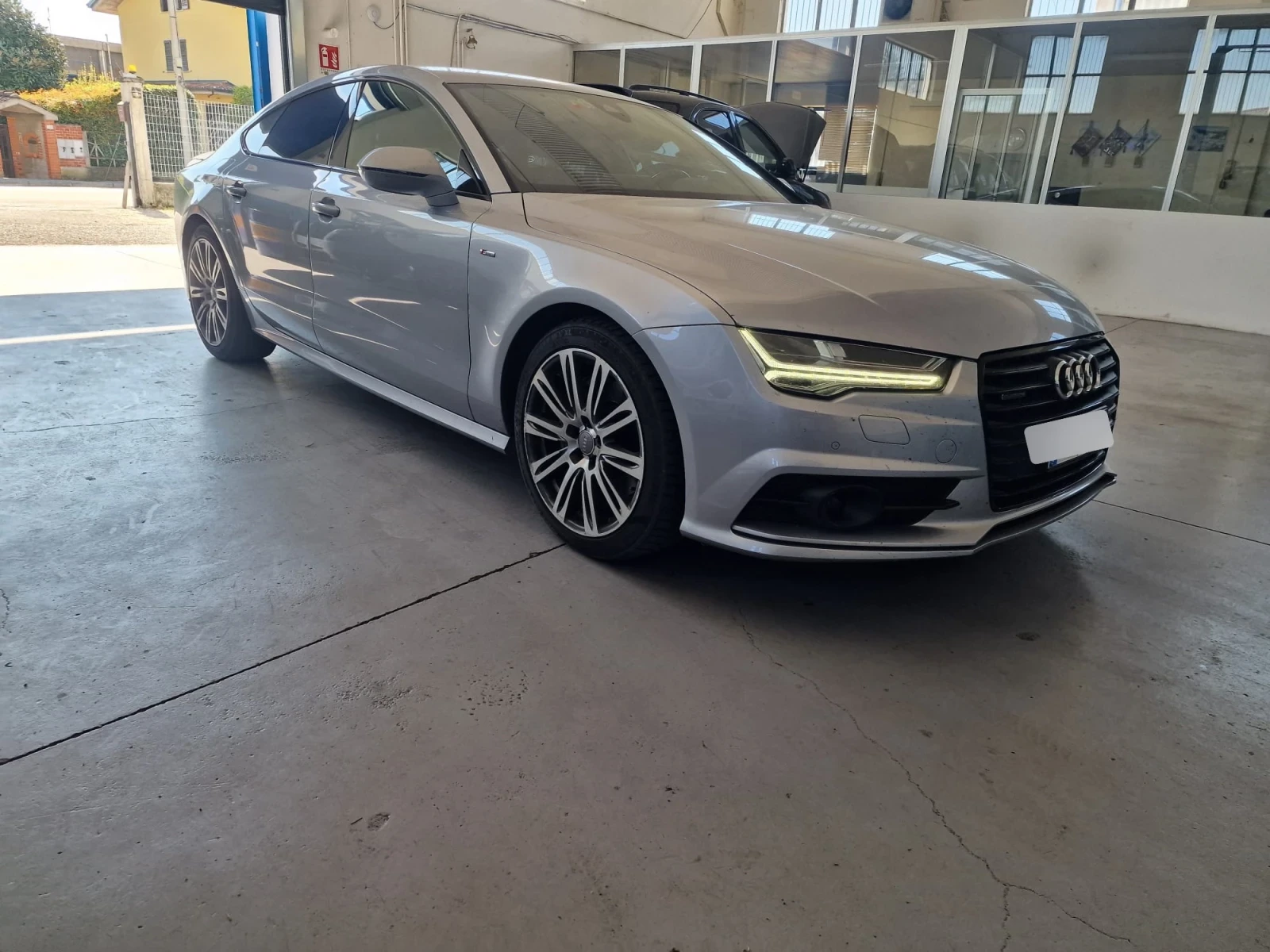 Audi A7 3.0 TDI, снимка 2 - Автомобили и джипове - 54187818