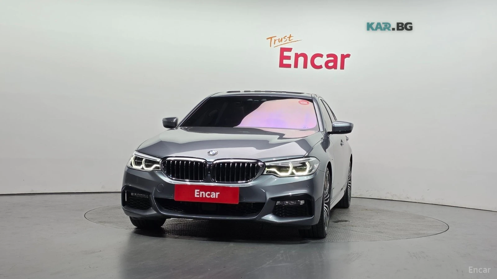 BMW 530 * M PACK* 360* Ambient Light* Head-up* Пано* , снимка 3 - Автомобили и джипове - 55100038