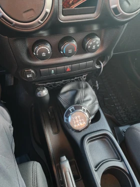 Jeep Wrangler 3.6 Pentastar Ръчни ск. - 34790 лв. / 17787.84 € - 25152447 13
