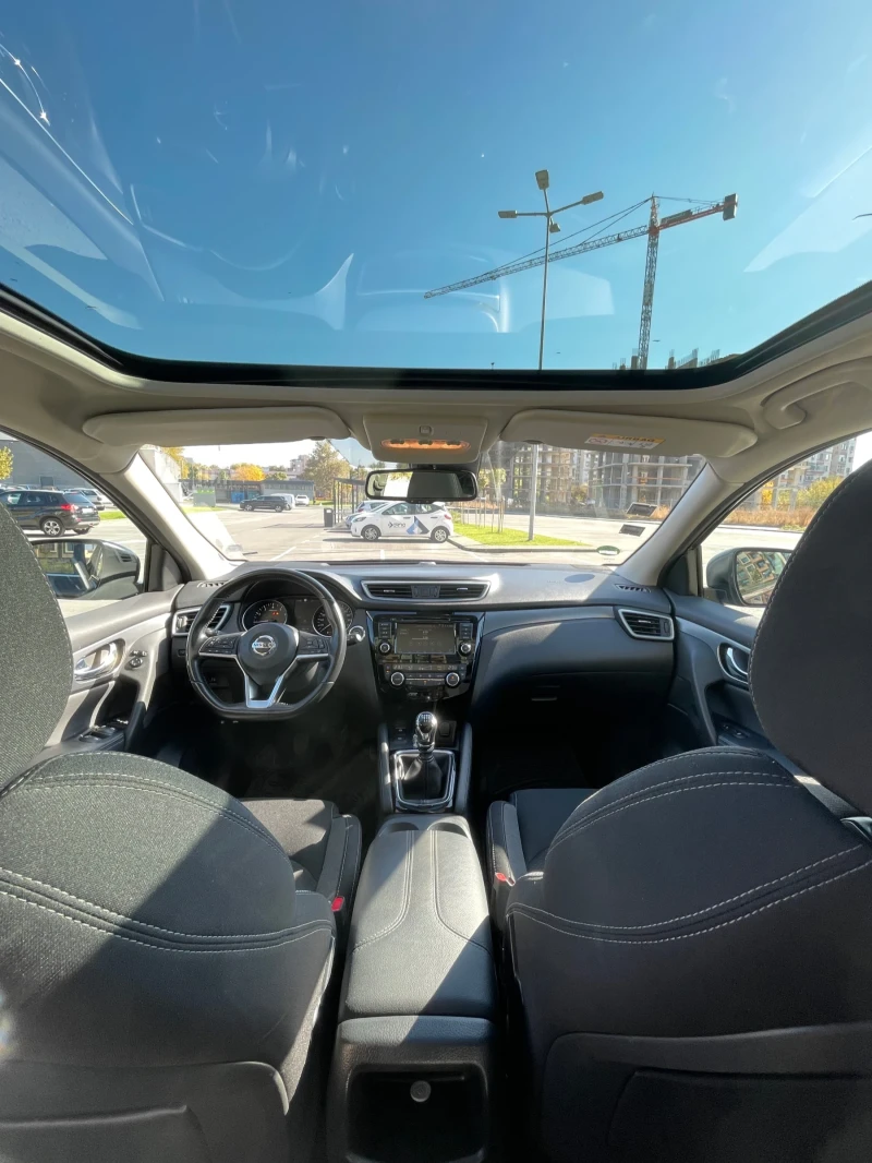 Nissan Qashqai, снимка 6 - Автомобили и джипове - 47389041