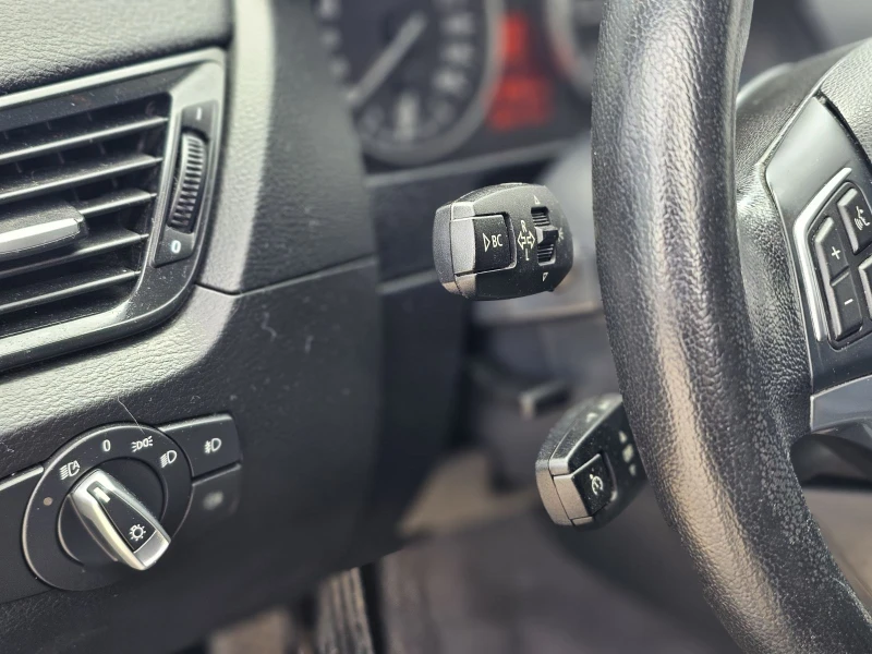 BMW X1, снимка 12 - Автомобили и джипове - 53267532