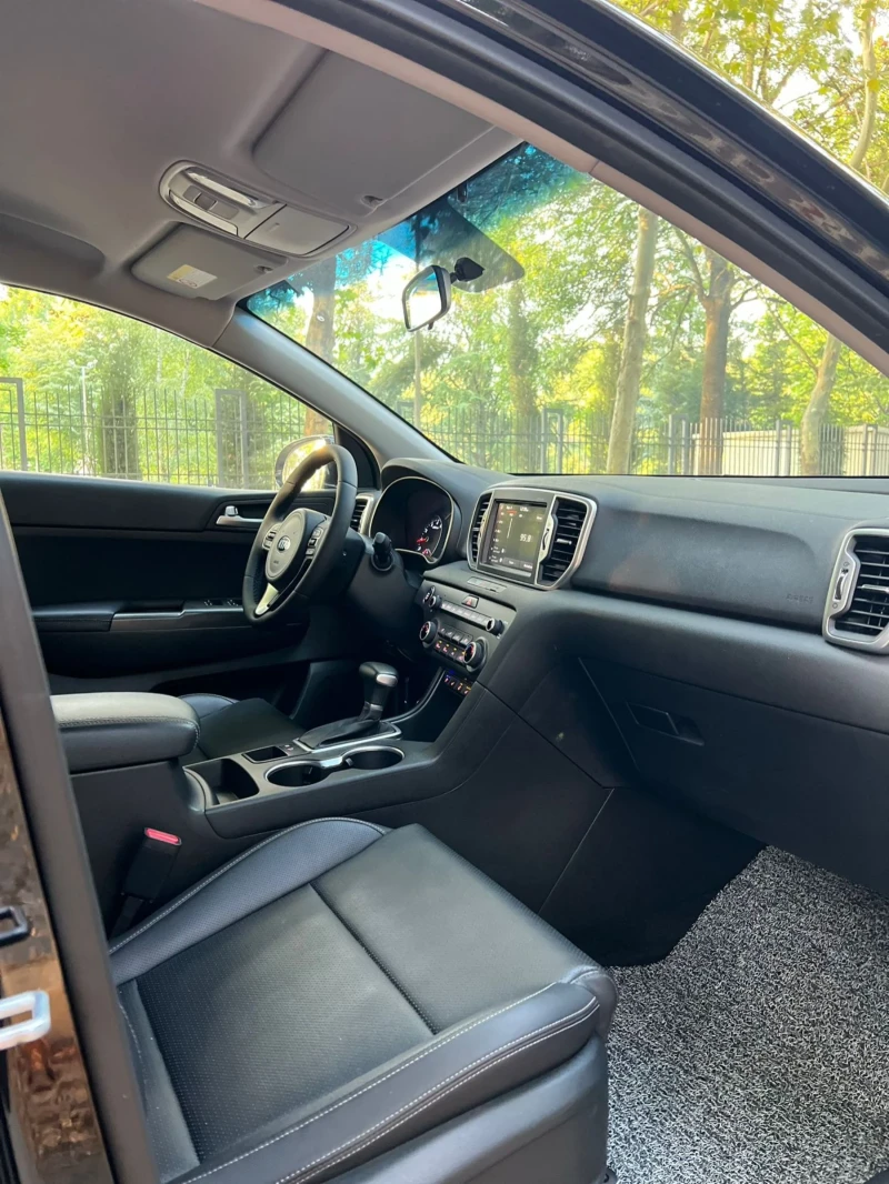 Kia Sportage 2.0 MPI  69000km, снимка 13 - Автомобили и джипове - 50574598