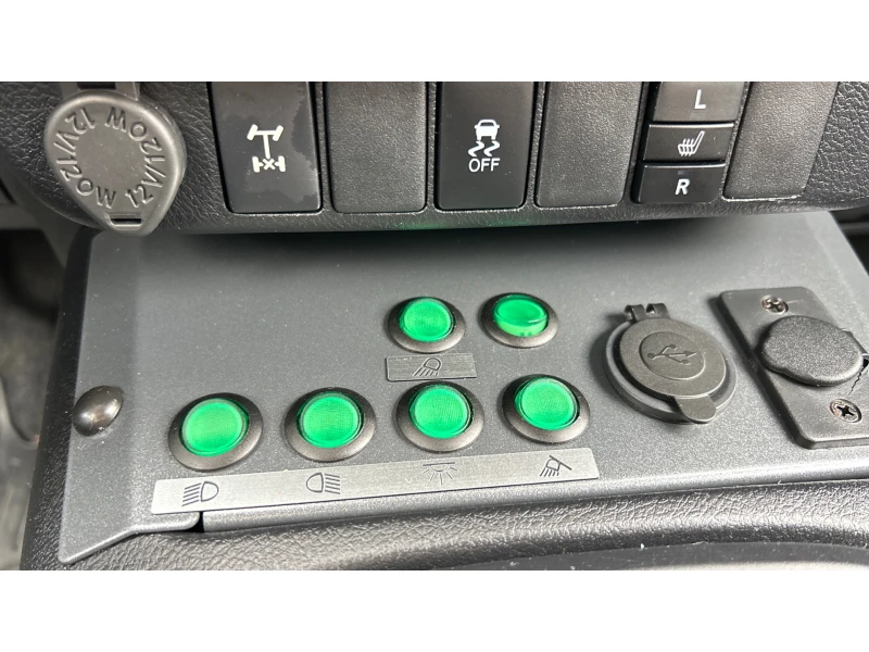 Toyota Hilux 2.4D Extra Cab, Месечна вноска от 977 лв., снимка 17 - Автомобили и джипове - 52718982