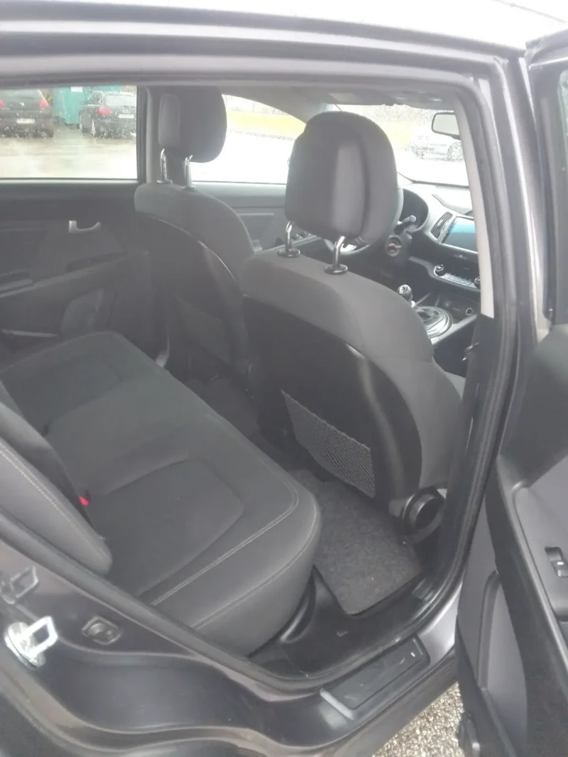 Kia Sportage 2.0/136к.с, снимка 7 - Автомобили и джипове - 53053805