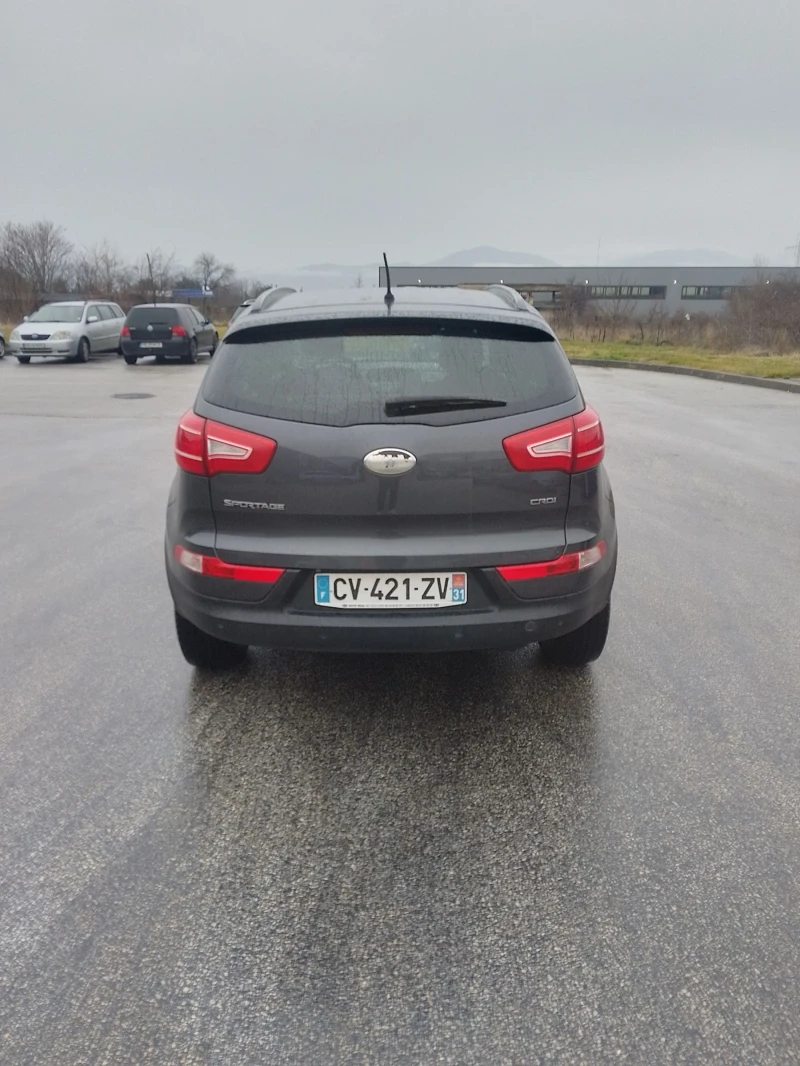 Kia Sportage 2.0/136к.с, снимка 4 - Автомобили и джипове - 53053805