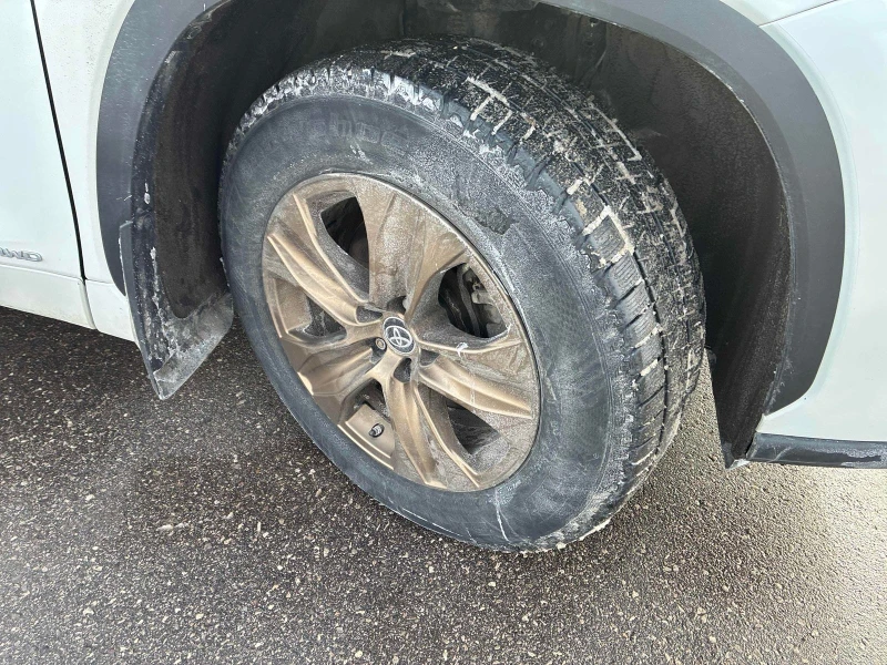 Toyota Highlander Hybrid XLE С РЕГИСТРАЦИЯ & АВТО КРЕДИТ, снимка 8 - Автомобили и джипове - 53354970