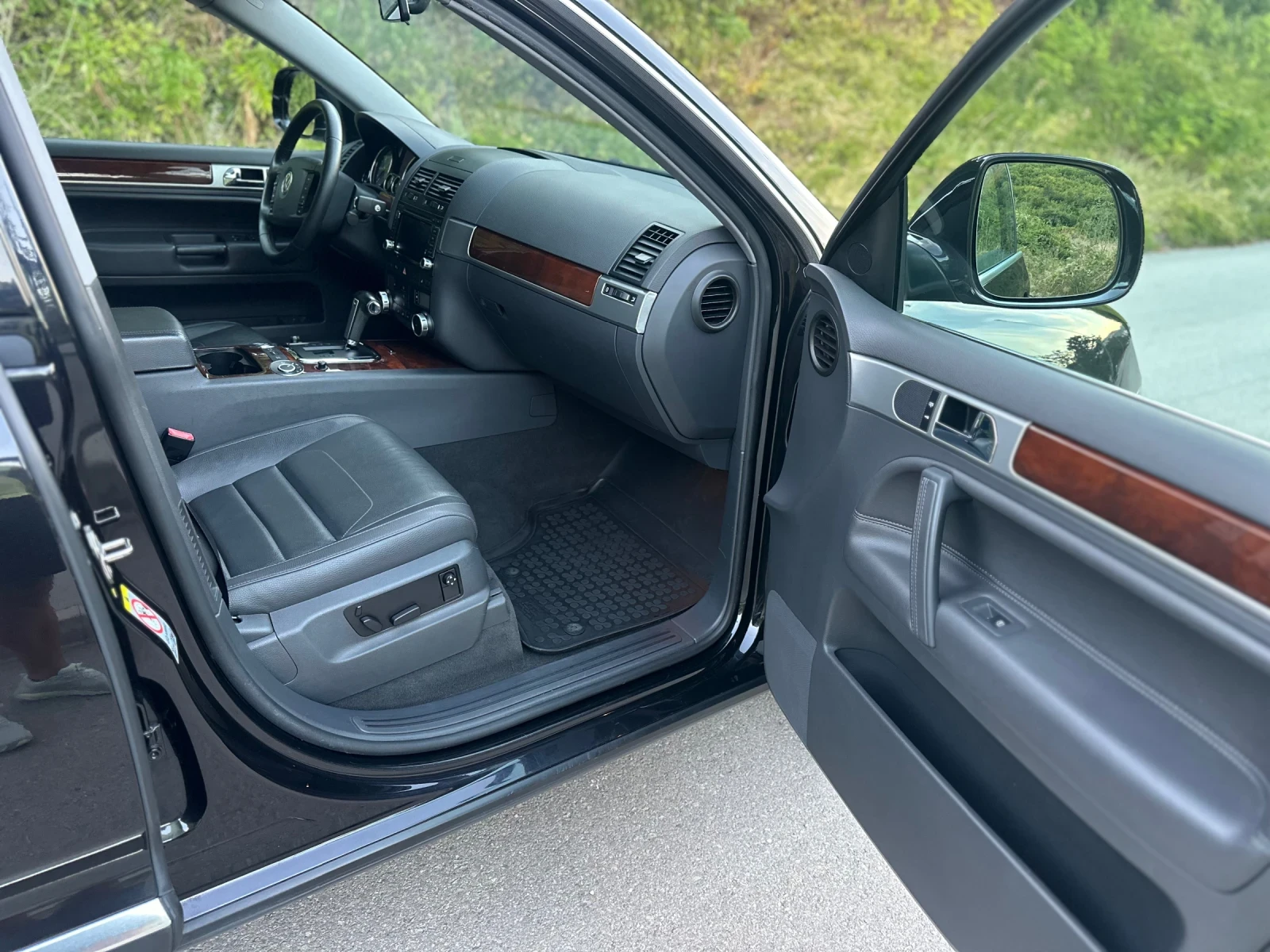 VW Touareg 3.0 TDI CR V6 239 .. | Mobile.bg   12