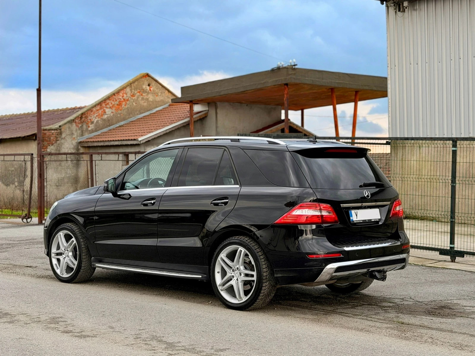 Mercedes-Benz ML 350 AMG LINE/HARMAN/FULL/LED/DSTR/E6/ASSIST/TOP | Mobile.bg � ����������� 4