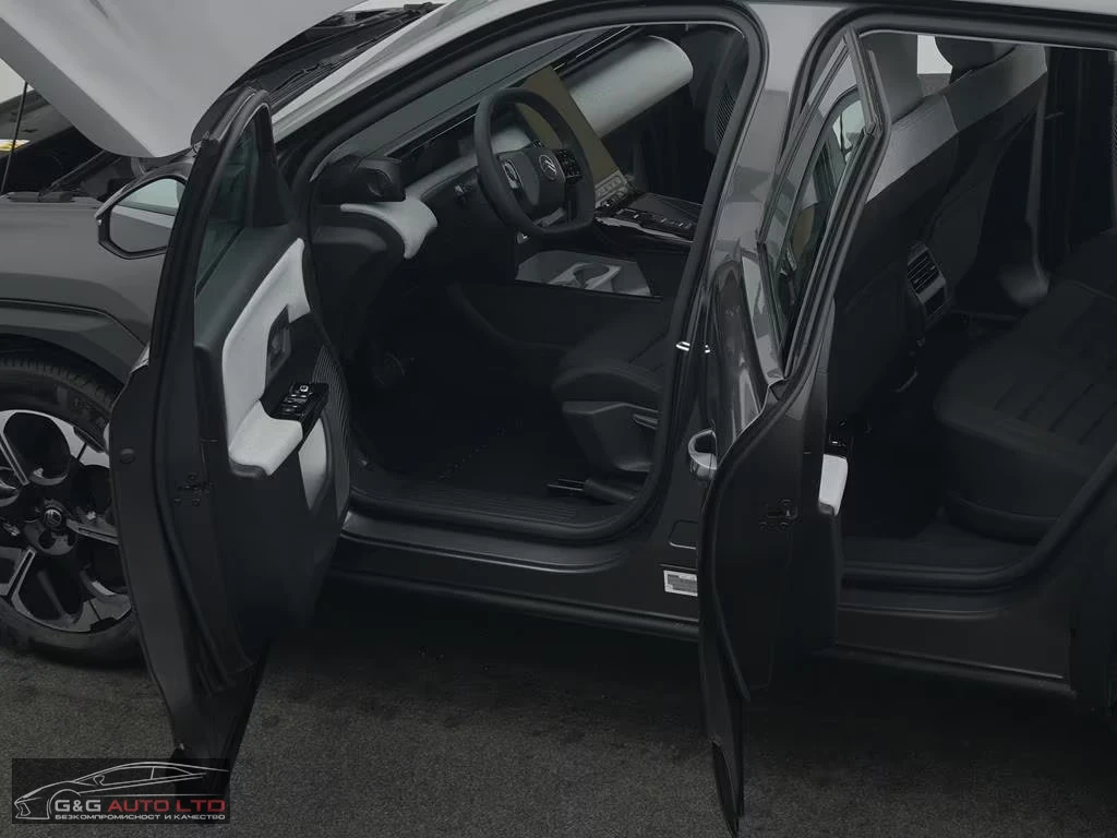 Citroen C5 Aircross НОВ!ELECTRO/213HP/CAM/KOMFORT/ACC/LED/DIGITAL/279z, снимка 9 - Автомобили и джипове - 54120840