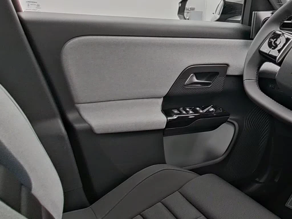 Citroen C5 Aircross НОВ!ELECTRO/213HP/CAM/KOMFORT/ACC/LED/DIGITAL/279z, снимка 13 - Автомобили и джипове - 54120840