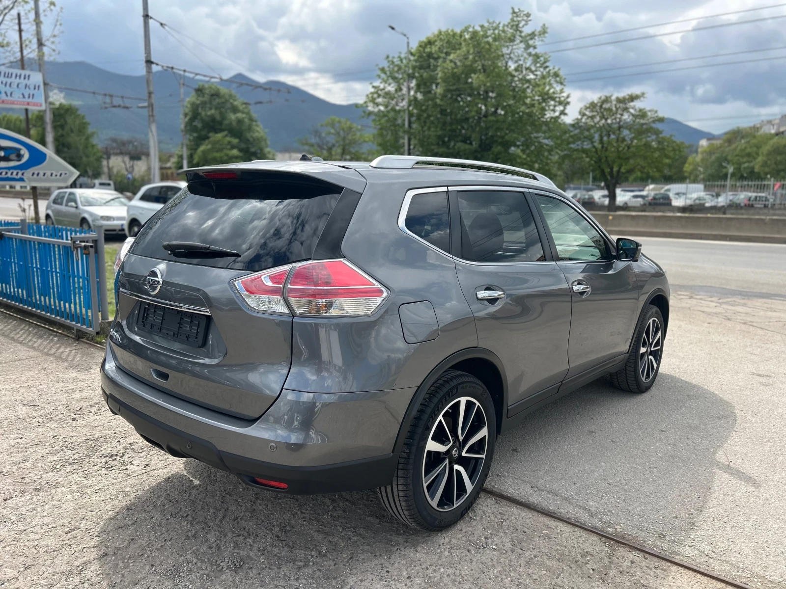 Nissan X-trail 6+ 1 | Mobile.bg � ����������� 7
