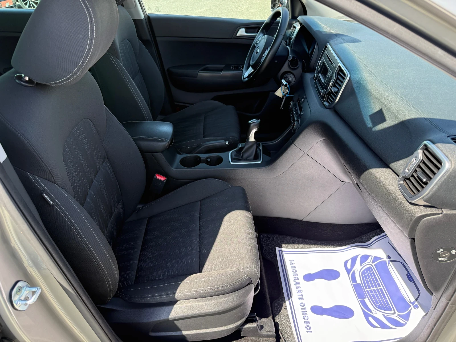 Kia Sportage (KATO НОВА), снимка 14 - Автомобили и джипове - 54340491