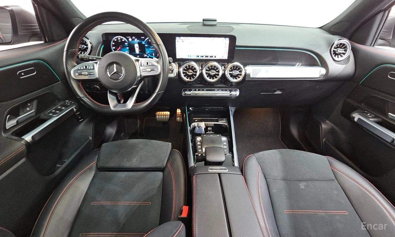 Mercedes-Benz GLB 250 4MATIC/AMG LINE/LANE DEPARTURE/DRIVER ASSIST, снимка 11 - Автомобили и джипове - 54418211