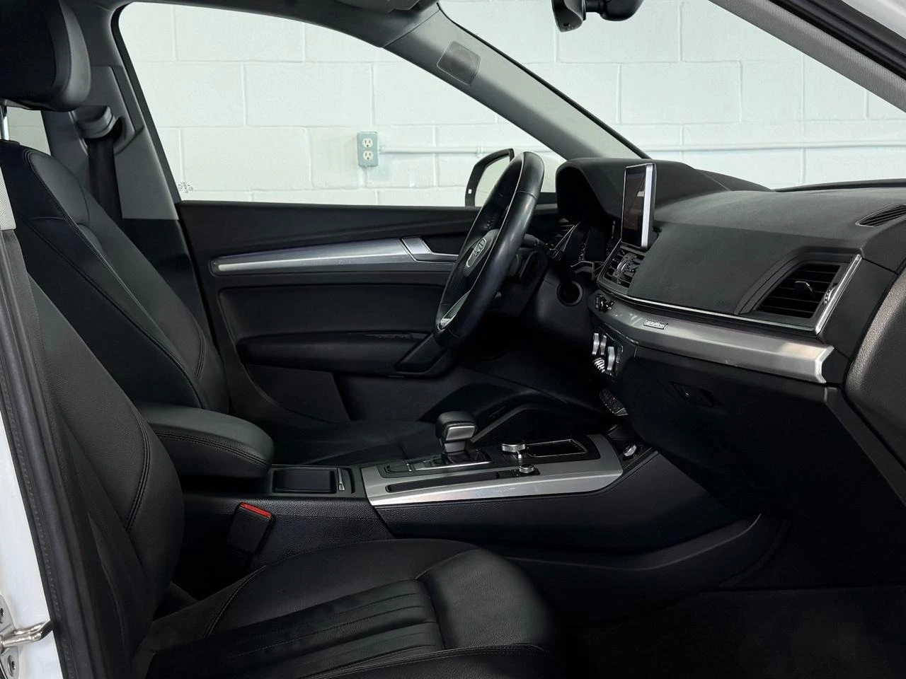 Audi Q5 Technik Quattro, снимка 11 - Автомобили и джипове - 55193045