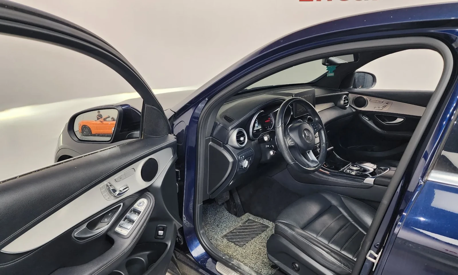 Mercedes-Benz GLC 220, снимка 10 - Автомобили и джипове - 55282555