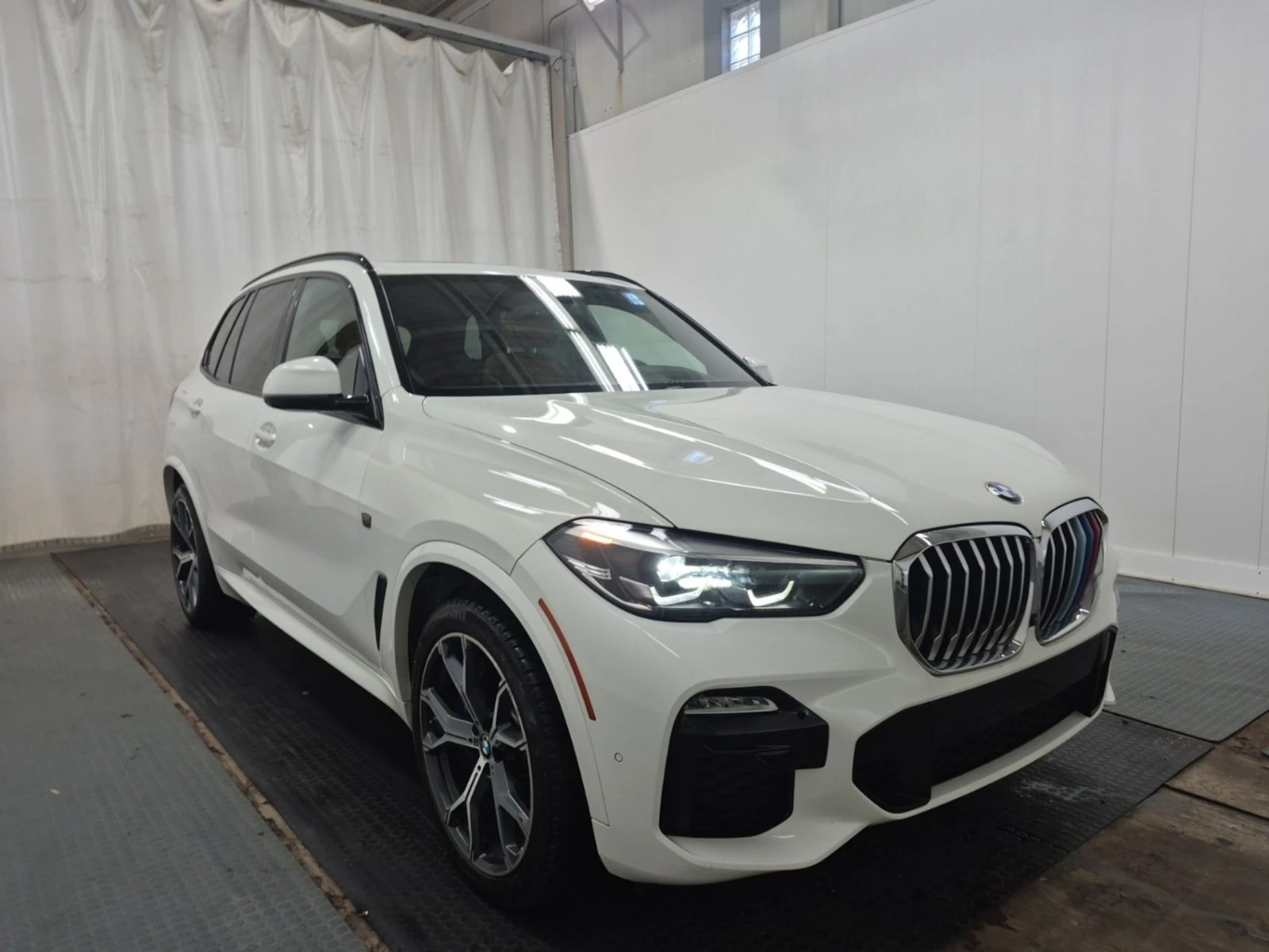 BMW X5 40I ЦЕНА ДО БЪЛГАРИЯ РЕГИСТРАЦИЯ & АВТОКРЕДИТ, снимка 2 - Автомобили и джипове - 55492068