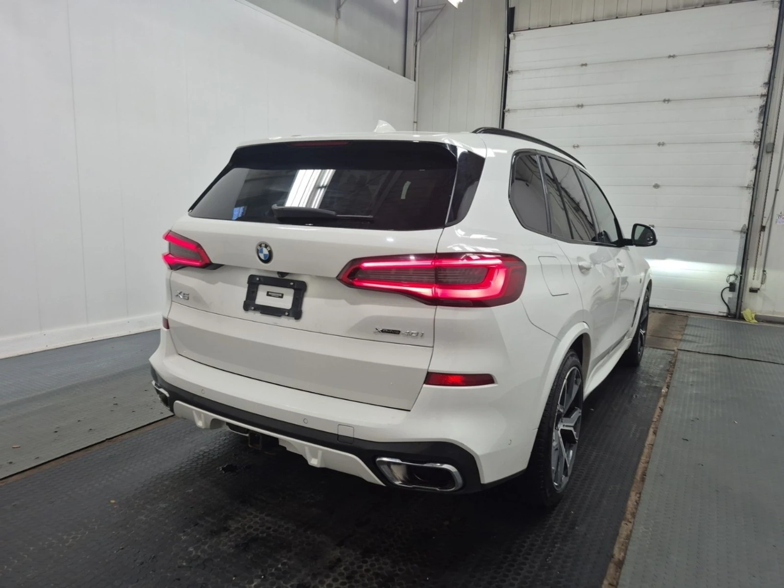 BMW X5 40I ЦЕНА ДО БЪЛГАРИЯ РЕГИСТРАЦИЯ & АВТОКРЕДИТ, снимка 3 - Автомобили и джипове - 55492068