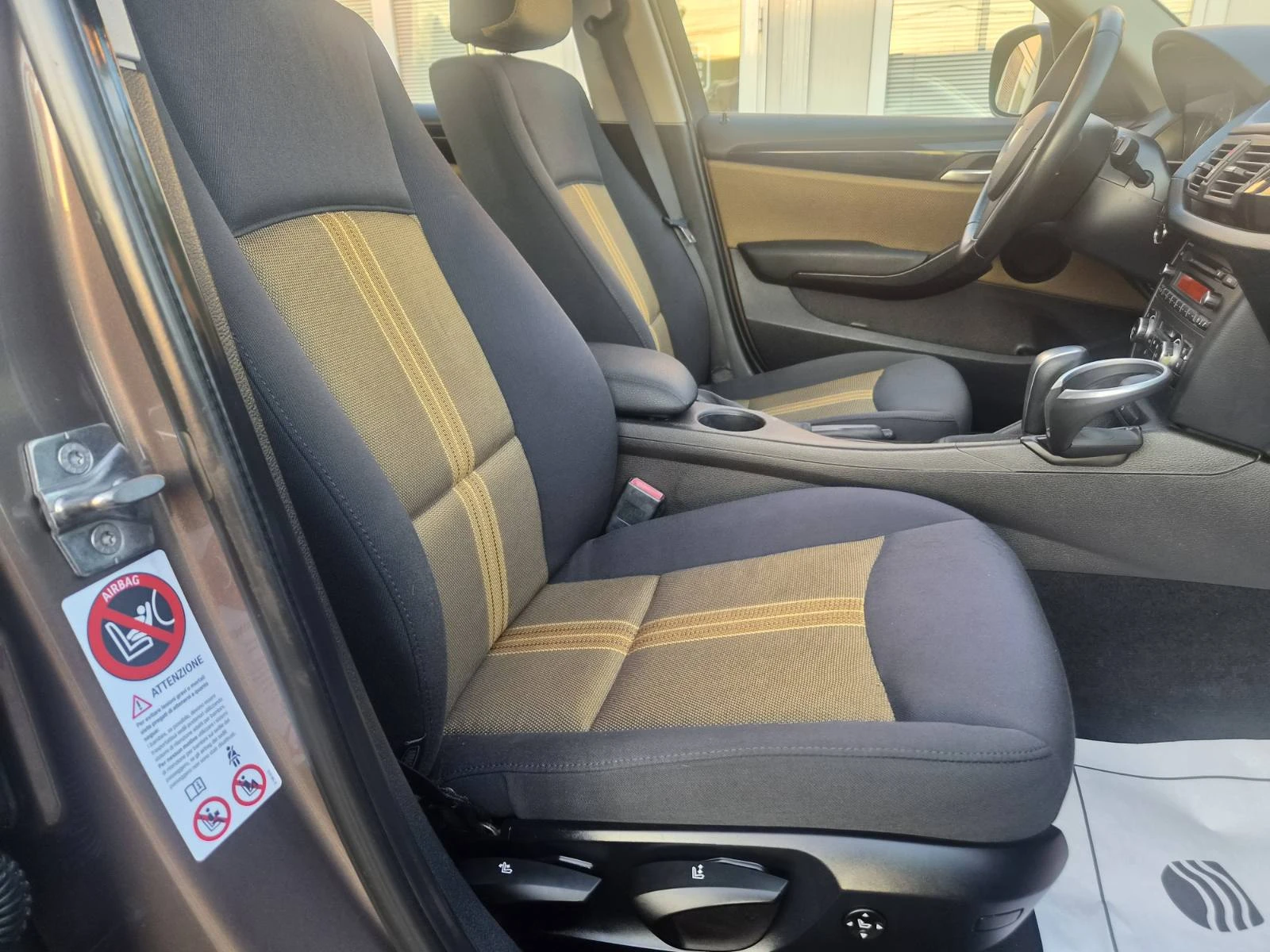 BMW X1 X DRIVE-AUTOMATIC-ПАНОРАМА-122000км, снимка 12 - Автомобили и джипове - 55667200