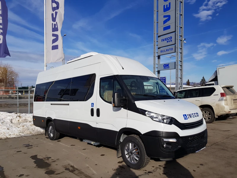 Iveco Daily Daily 35S18 BUS 8+ 1 HI-Matic, инвалидна платформ